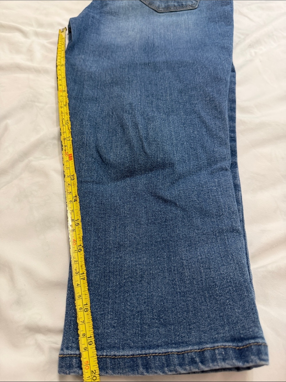 d. jeans Womens Classic Blue Wash Cropped Jeans - Picture 5 of 5
